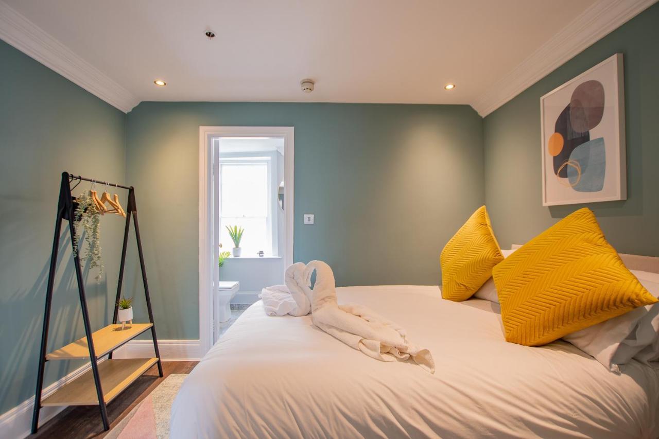Hébergement de vacances The Yellow Door By Shortstays